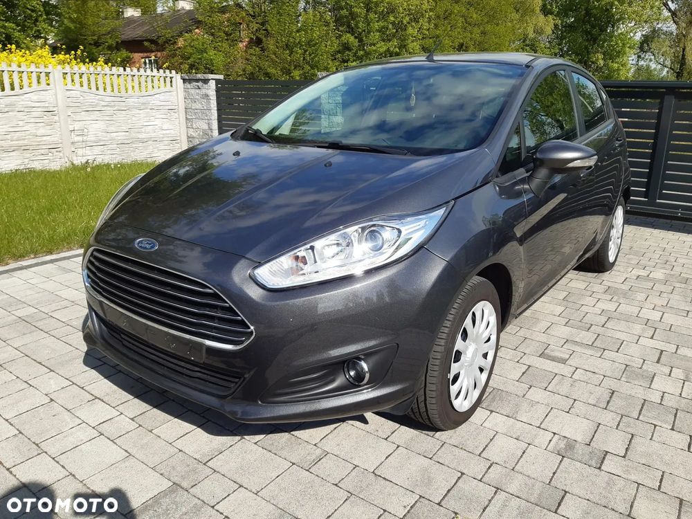 Ford Fiesta - 12