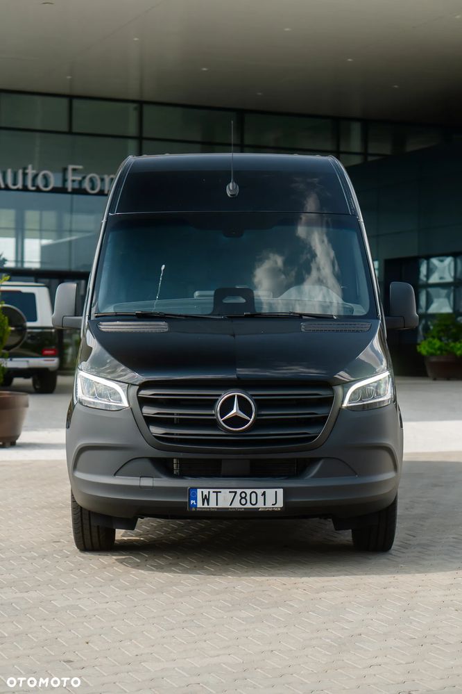 Mercedes-Benz Sprinter - 4