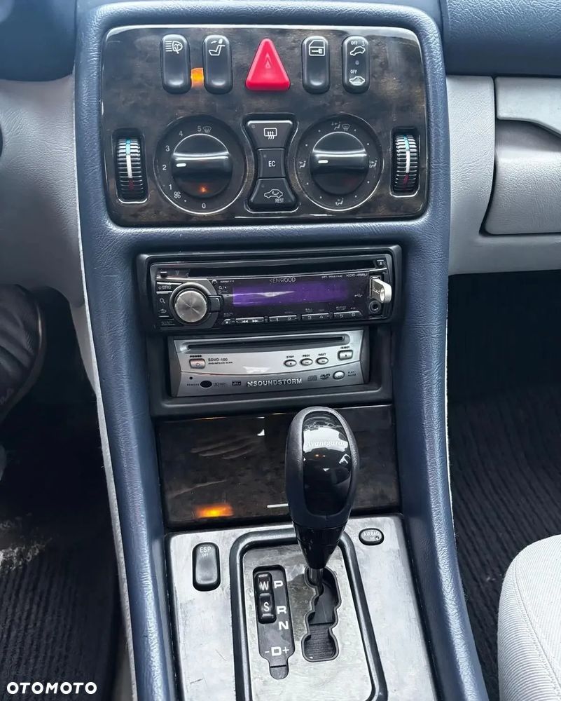 Mercedes-Benz CLK - 27