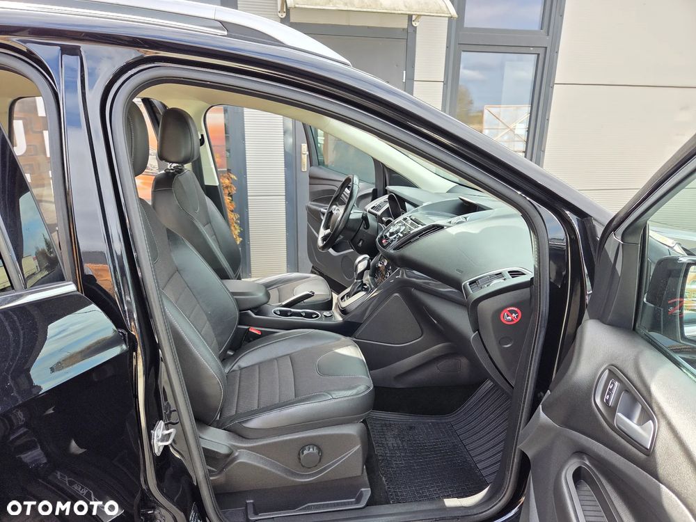 Ford Kuga 2.0 TDCi 4x4 Titanium - 12