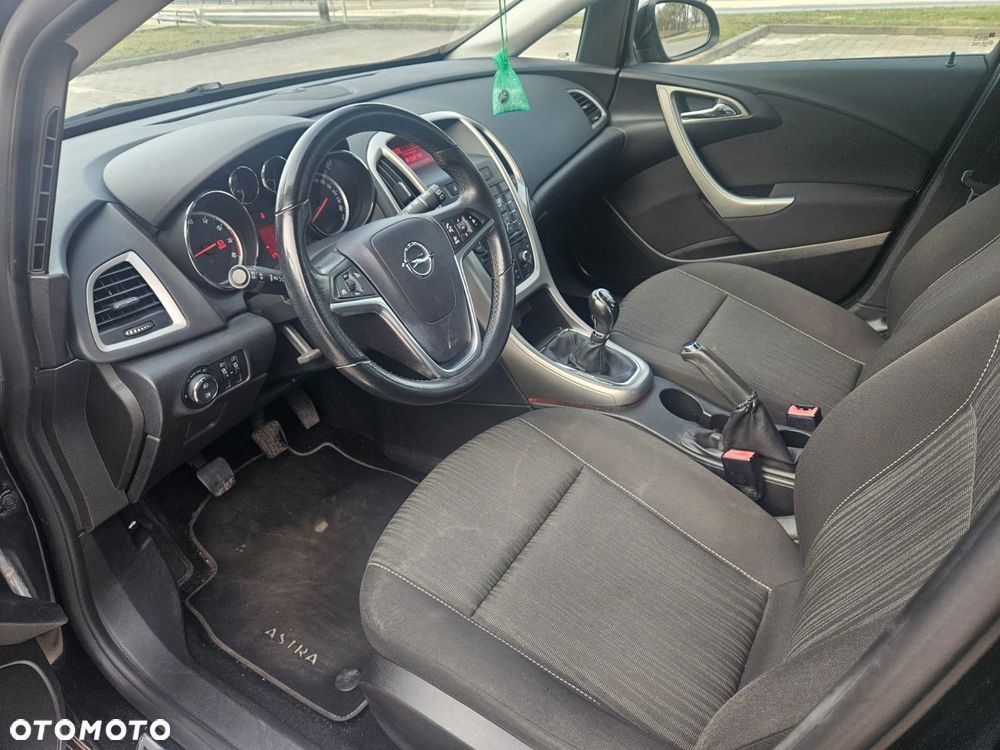 Opel Astra 1.4 Turbo - 16