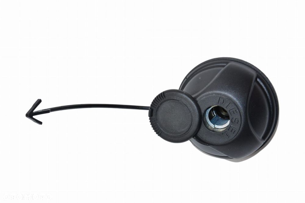 5801409020 Iveco Daily korek wlewu paliwa - 1