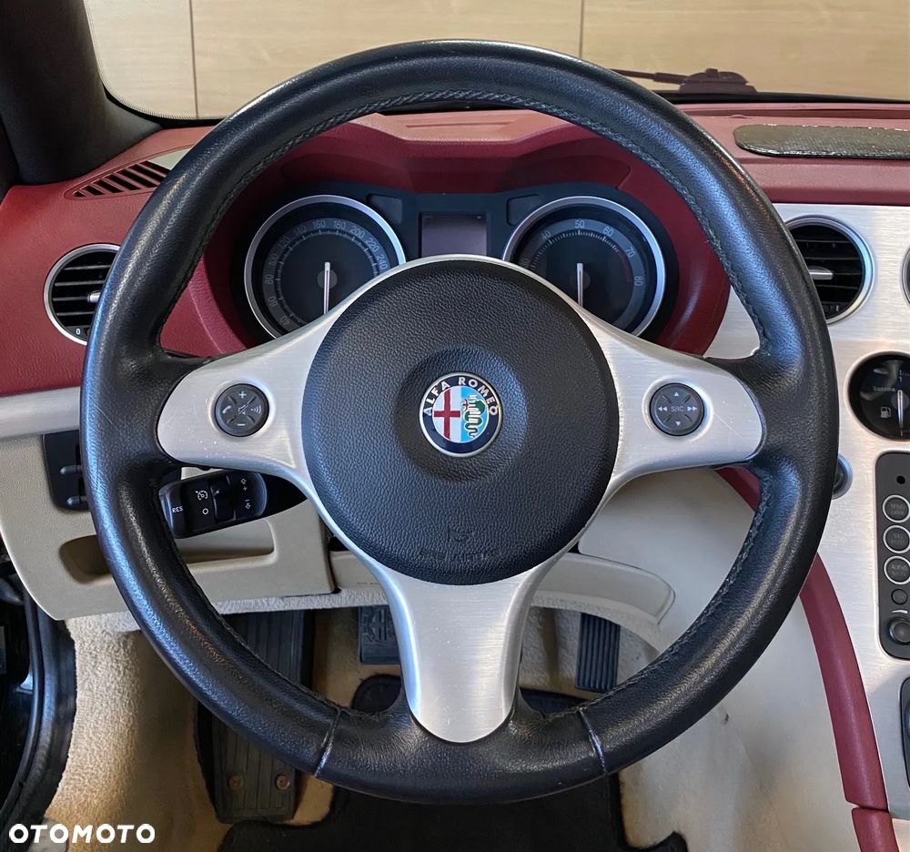 Alfa Romeo Spider 3.2JTS Q4 - 14