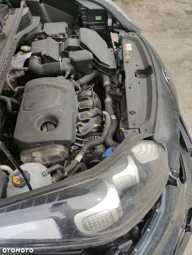 Kia Sportage 1.6 GDI S 2WD - 22