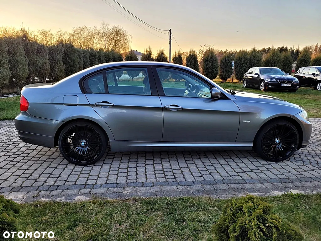 BMW Seria 3 320i - 7