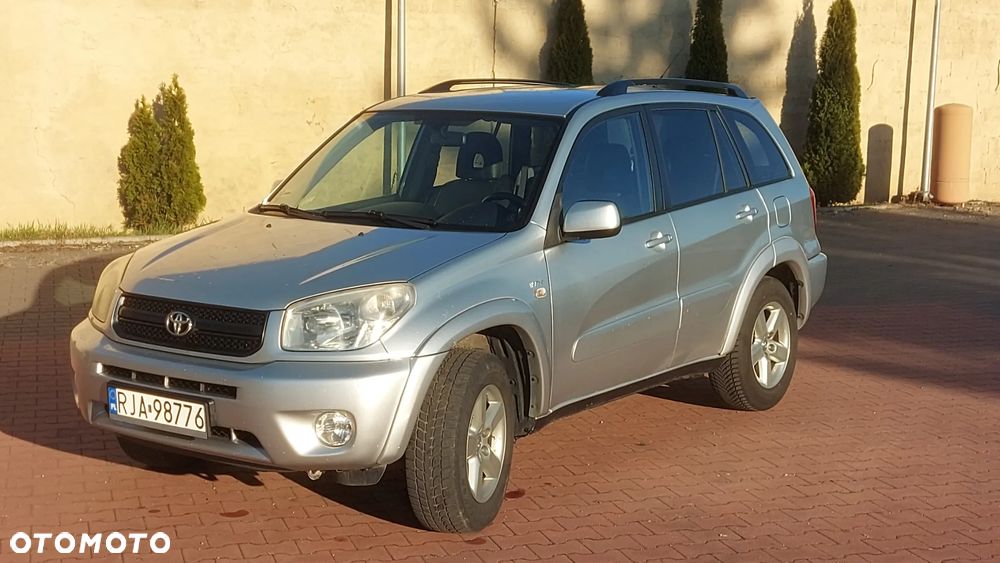 Toyota RAV4 2.0 VVT-i 4x4 - 2
