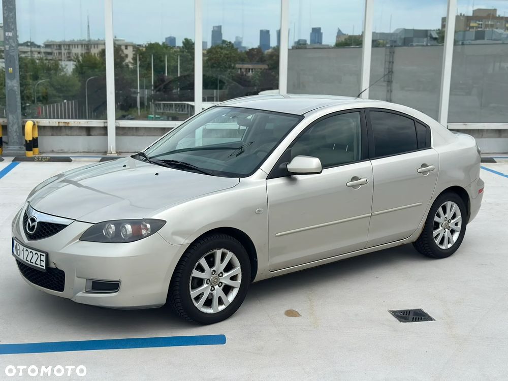 Mazda 3 2.0 Exclusive + - 5