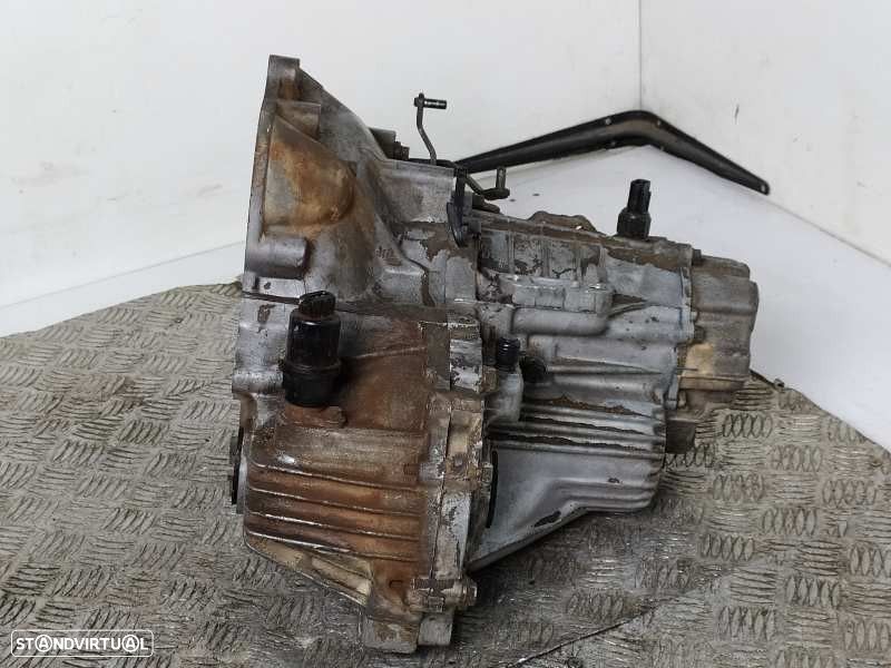 CAIXA VELOCIDADES MITSUBISHI SANTAMO 2001 - 1