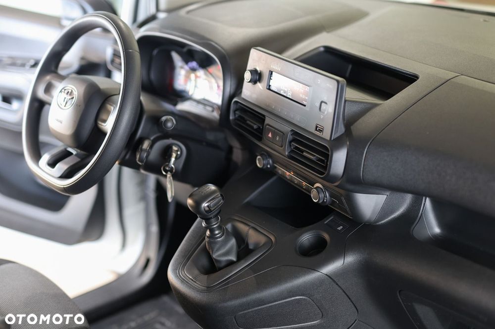 Toyota PROACE CITY - 22