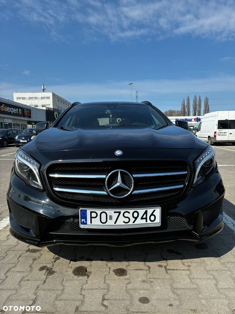 Mercedes-Benz GLA 220 d - 2