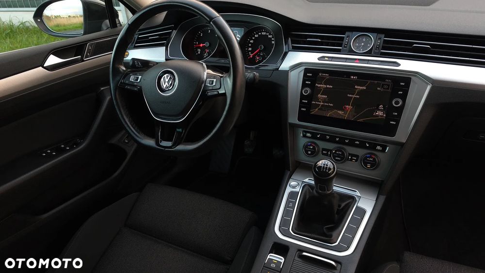 Volkswagen Passat 2.0 TDI (BlueMotion Technology) Trendline - 30