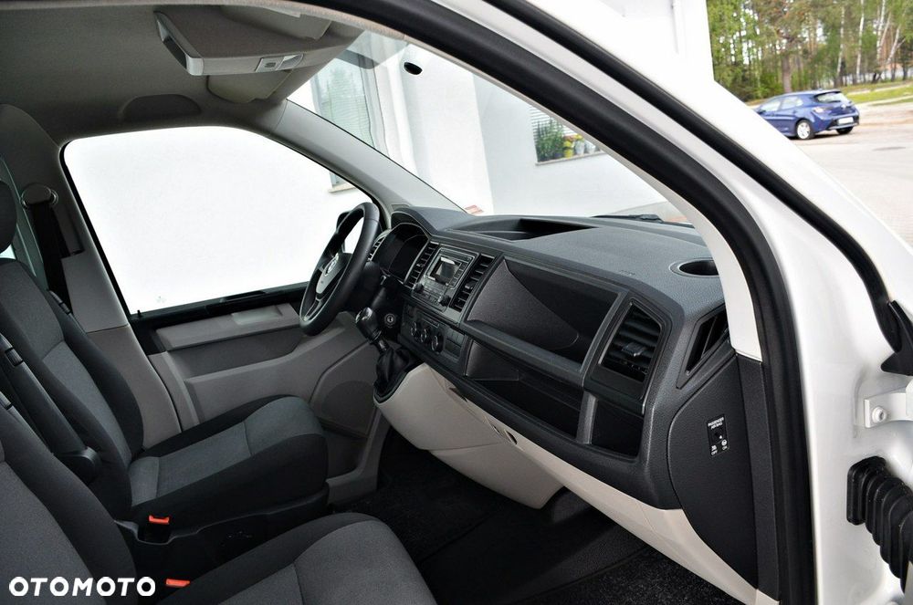 Volkswagen Transporter - 23