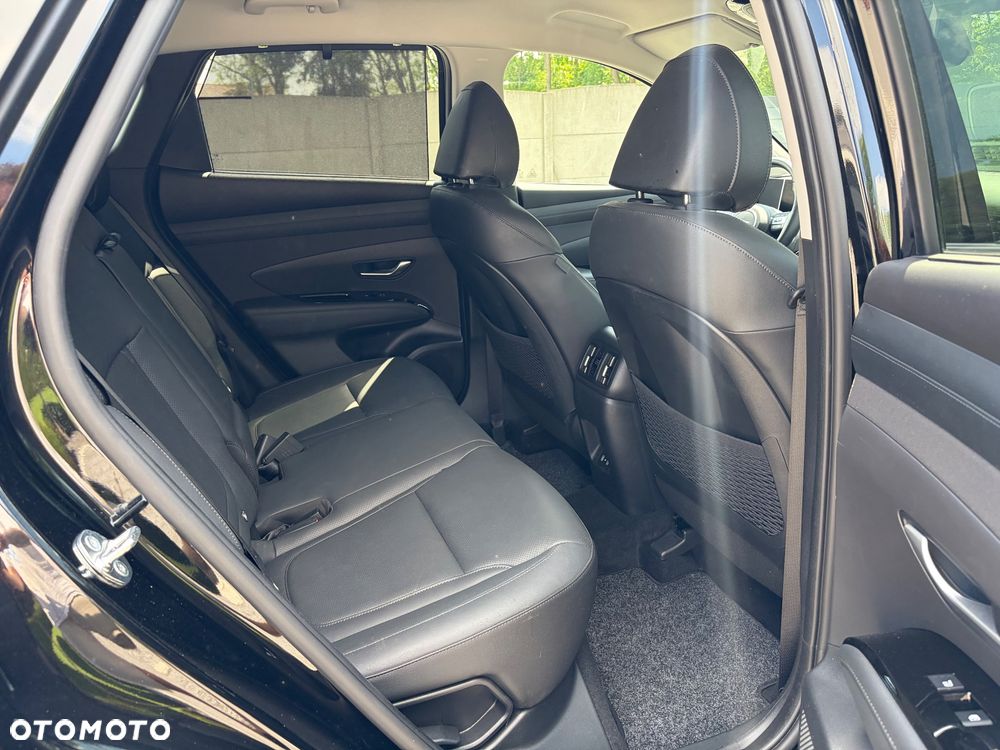 Hyundai Tucson 1.6 CRDi 48V-Hybrid 4WD DCT Prime - 32