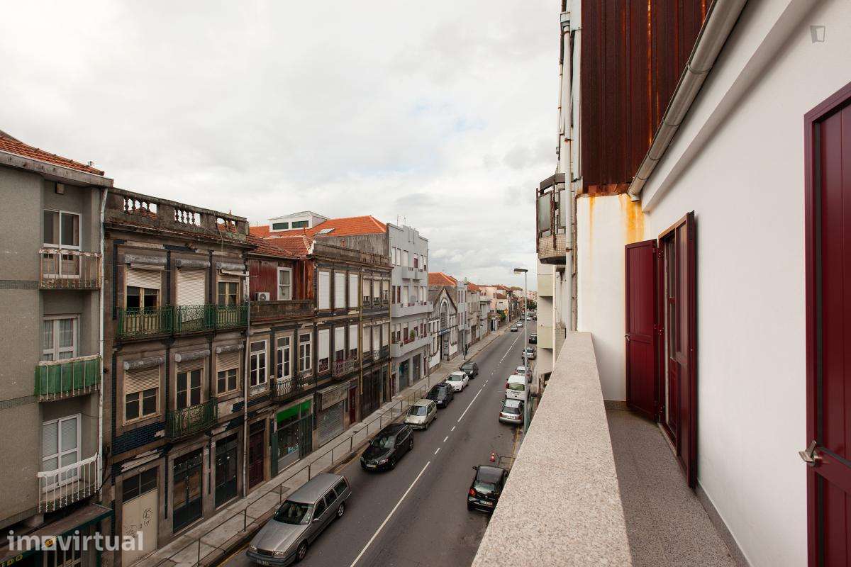 Apartamento com 2 quartos - localizado em Cedofeita Porto - Grande imagem: 3/6