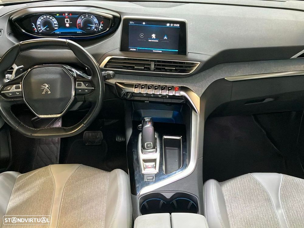Peugeot 5008 1.2 PureTech Allure EAT8 - 11