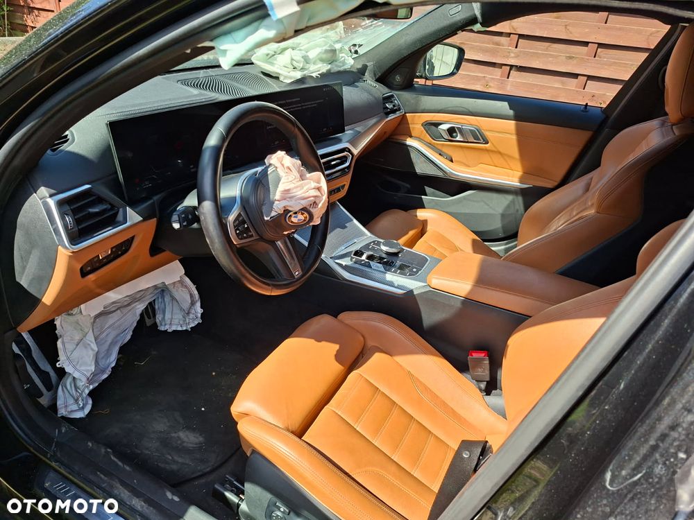 BMW Seria 3 330e PHEV M Sport sport - 9