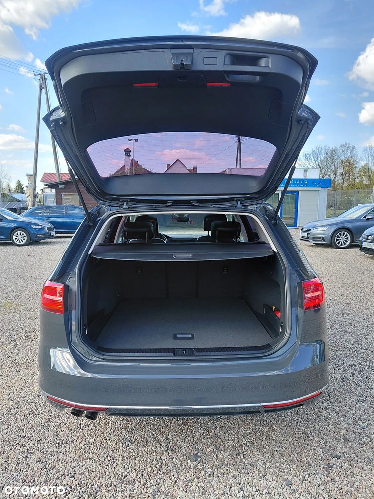 Volkswagen Passat 2.0 TDI BMT Highline DSG - 28