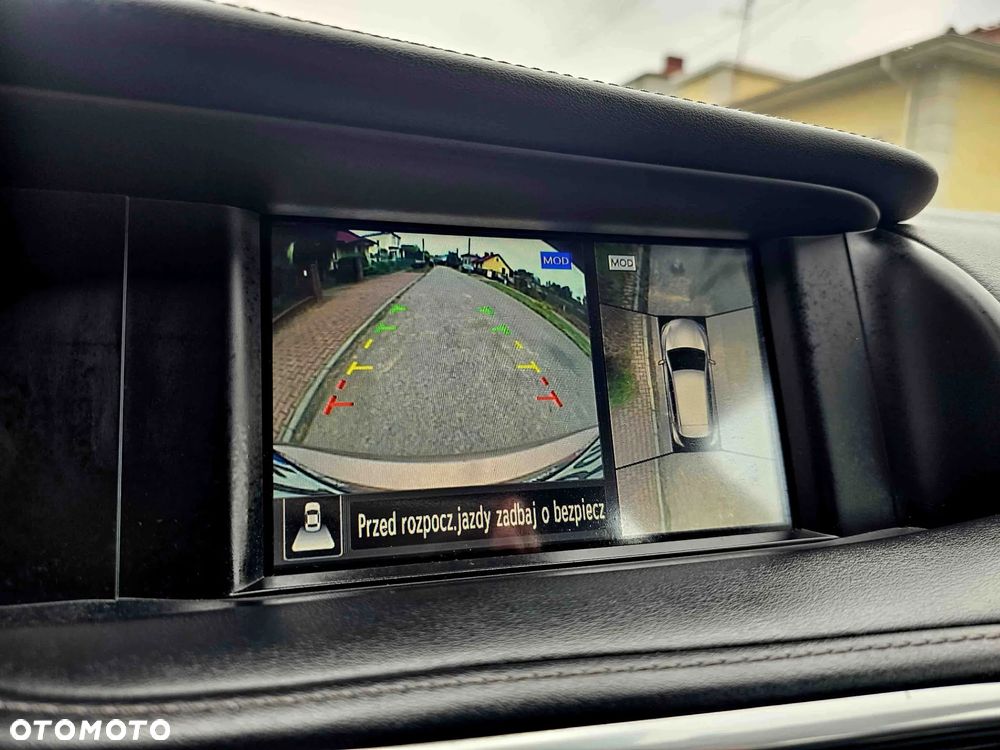 Infiniti Q30 1.6t Premium - 25