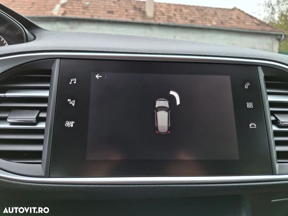 Peugeot 308 1.2 L PureTech Turbo S&S Active - 14