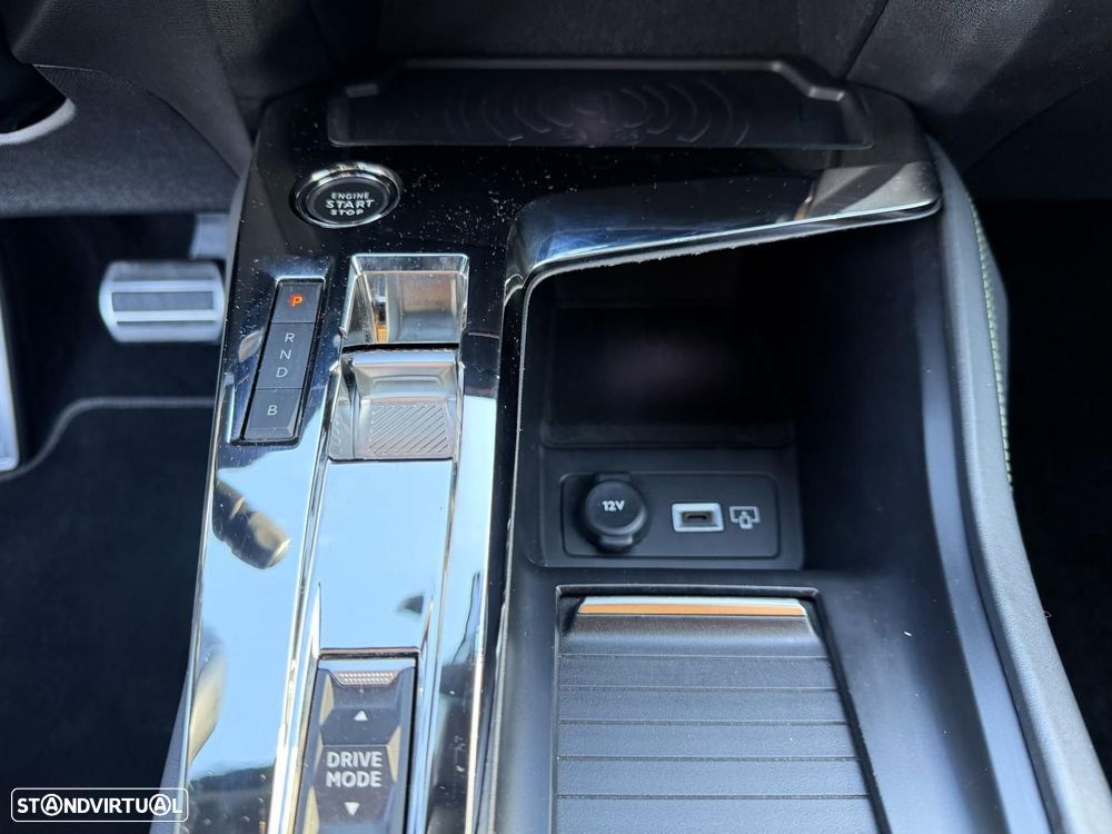 Peugeot 308 1.6 Hybrid GT e-EAT8 - 18