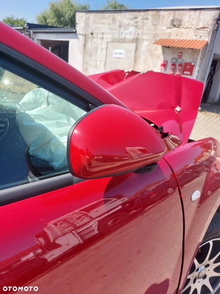 Alfa Romeo MITO 2009 r. 1,4 benzyna na części - 26