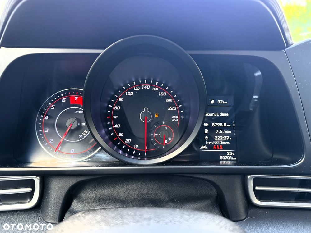 Hyundai Elantra 1.6 Smart CVT - 19
