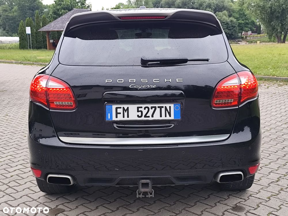 Porsche Cayenne Platinum Edition - 9