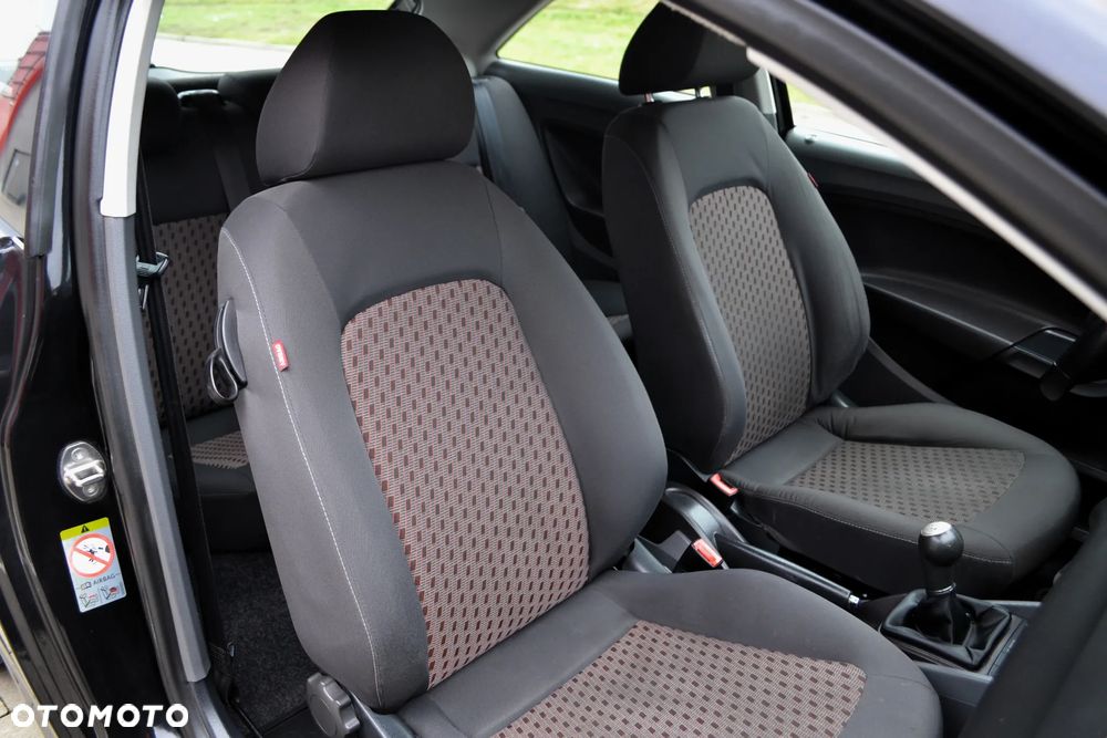 Seat Ibiza SC 1.9 TDI DPF Sport - 13