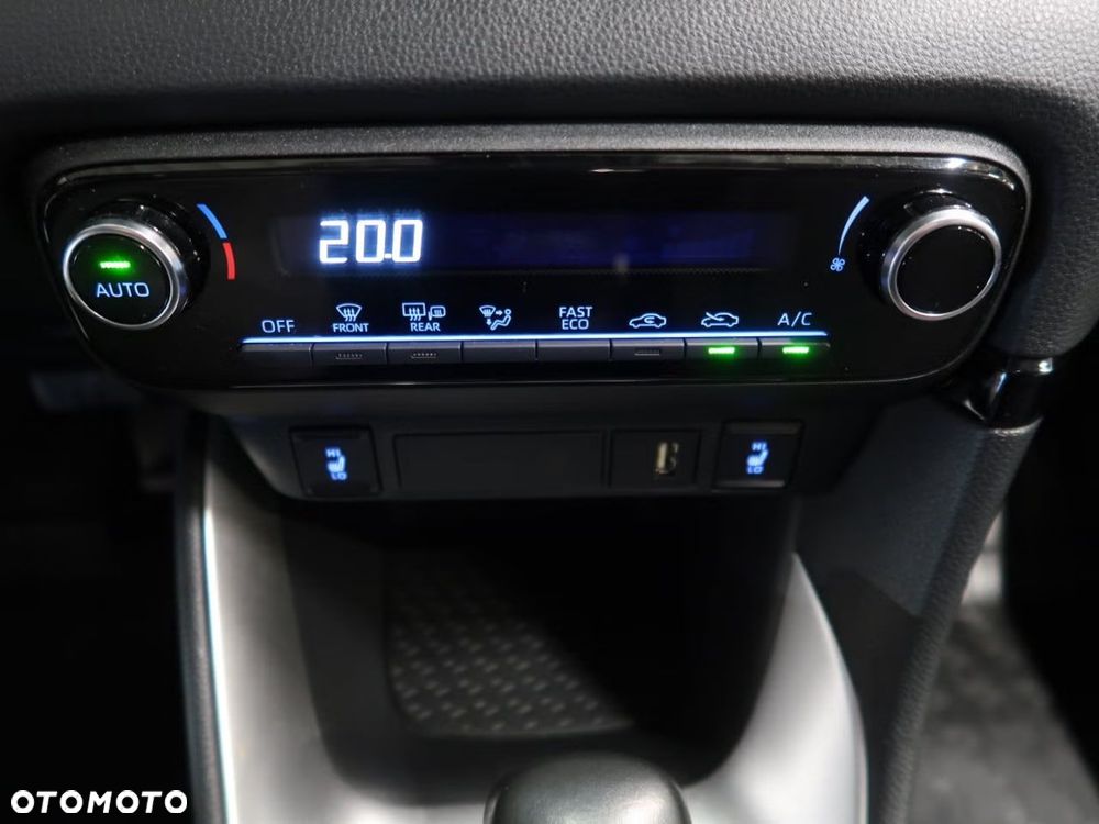 Toyota Yaris Hybrid 1.5 Active - 26