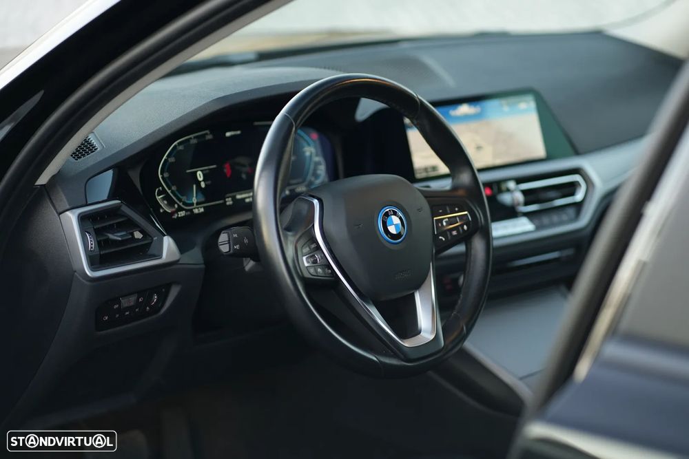 BMW 320 e Aut. Sport Line - 8