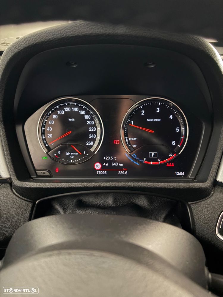 BMW X1 18 d sDrive Auto Line Sport - 5