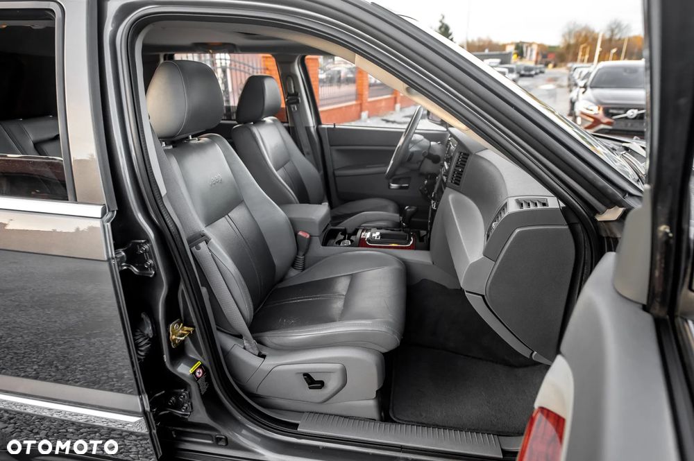 Jeep Grand Cherokee 5.7 V8 HEMI Automatik Limited - 35