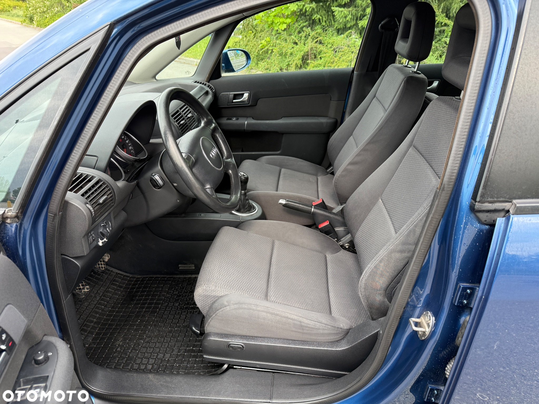 Audi A2 1.4 - 12