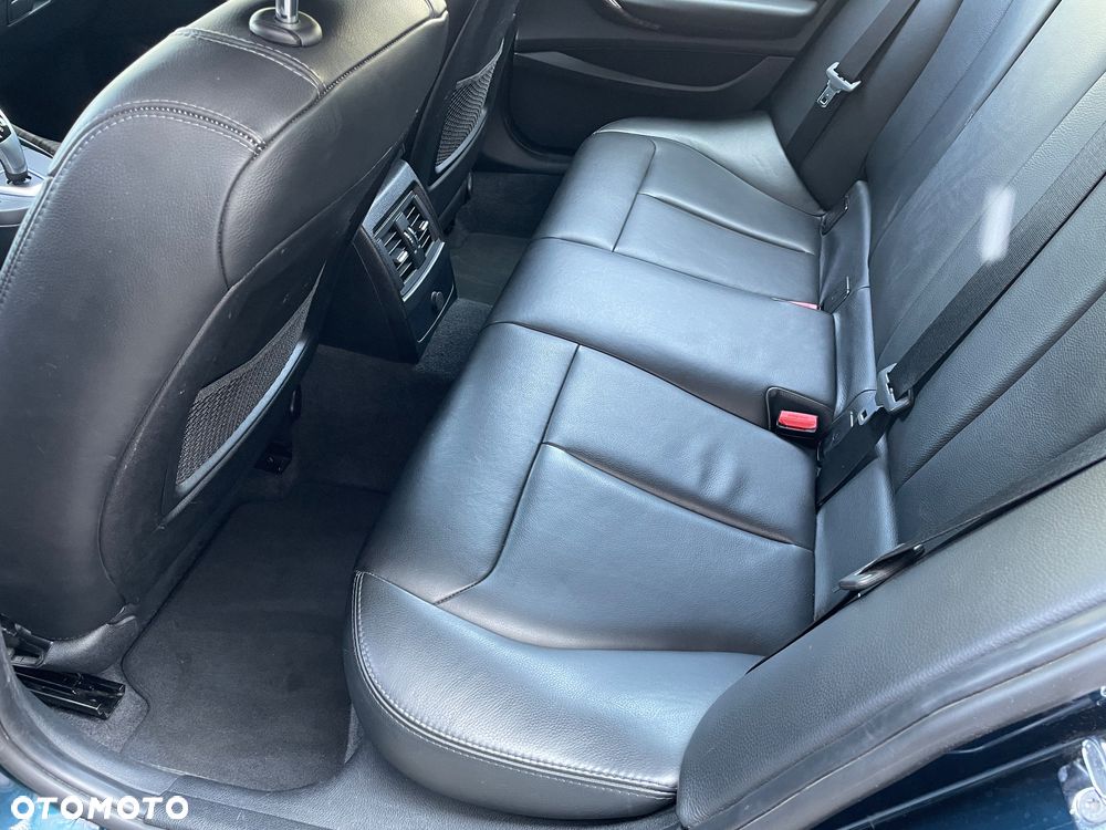 BMW Seria 1 118i - 20