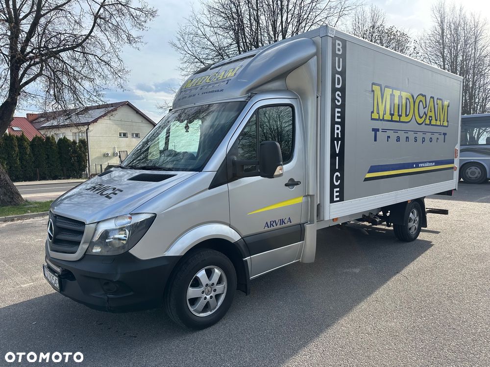 Mercedes-Benz Sprinter - 1