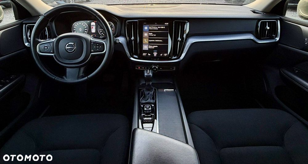 Volvo V60 D4 Geartronic Momentum Pro - 11