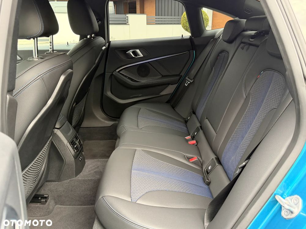 BMW Seria 2 220d xDrive M Sport - 18