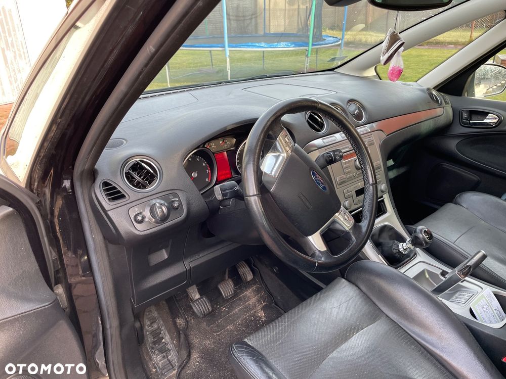 Ford S-Max - 4
