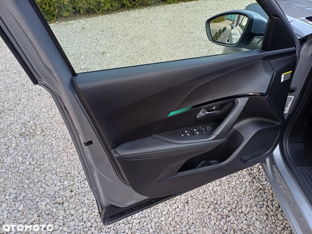 Peugeot 2008 1.5 BlueHDi Allure S&S - 26