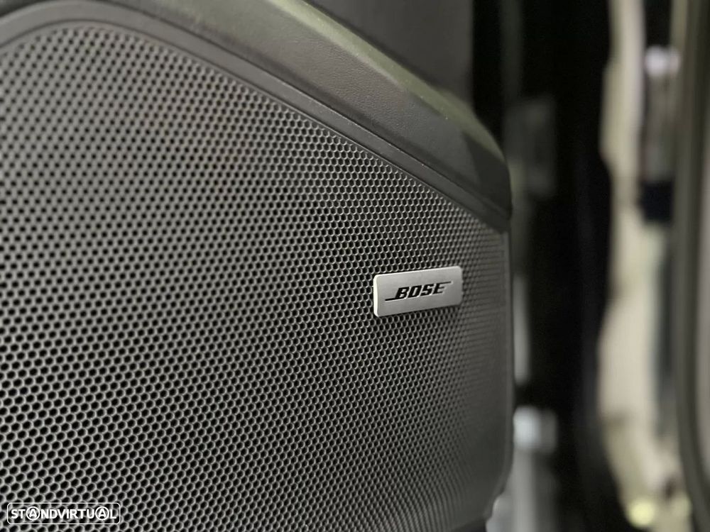 Porsche Cayenne Platinum Edition - 28