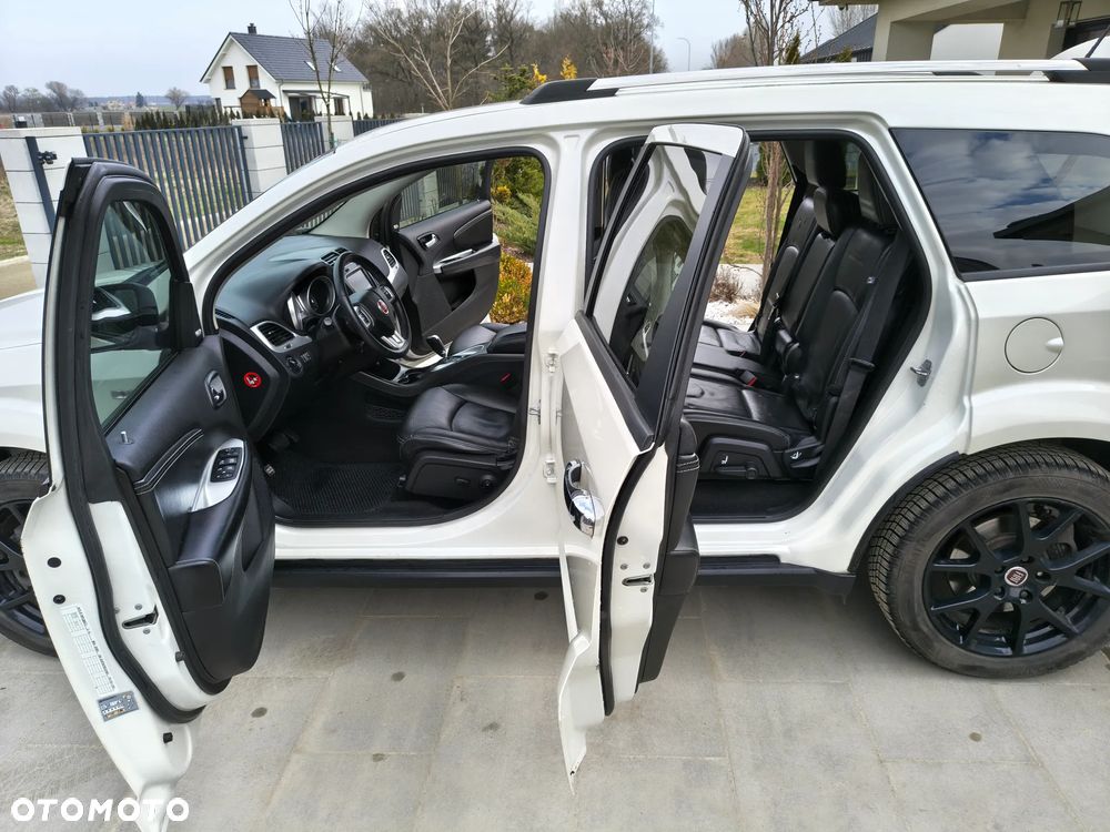 Fiat Freemont 2.0 Multijet Black Code AWD - 31