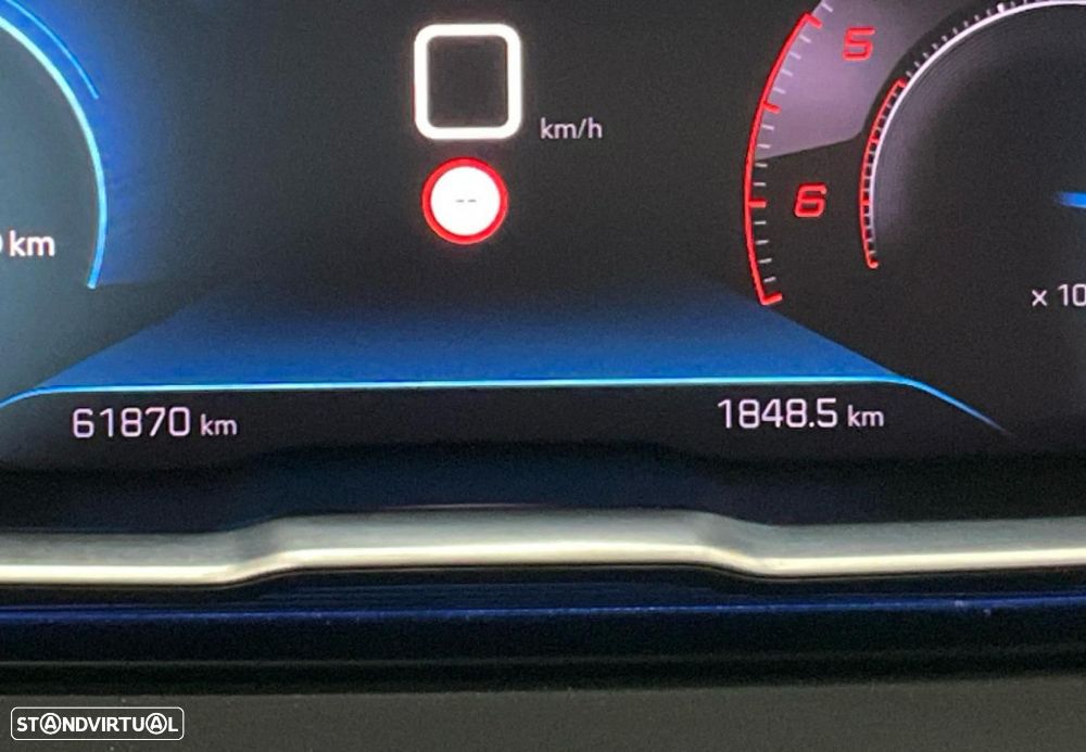 Peugeot 3008 1.5 BlueHDi Active Pack — fotografia 7