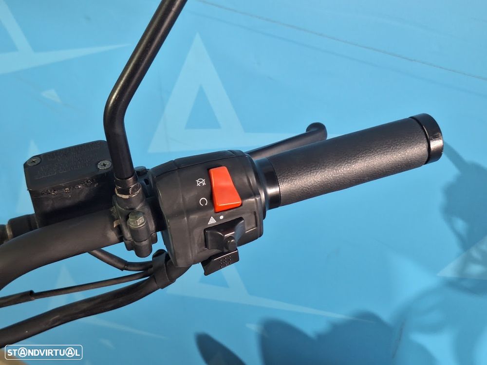 UM Renegade Comando 125 - 9