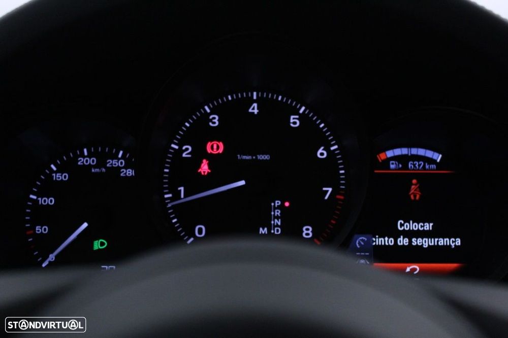 Porsche Macan Standard - 27