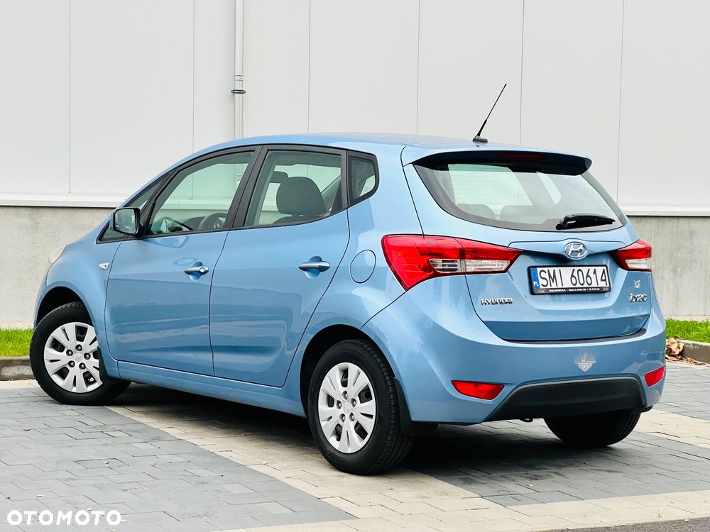 Hyundai ix20 1.4 Trend - 17