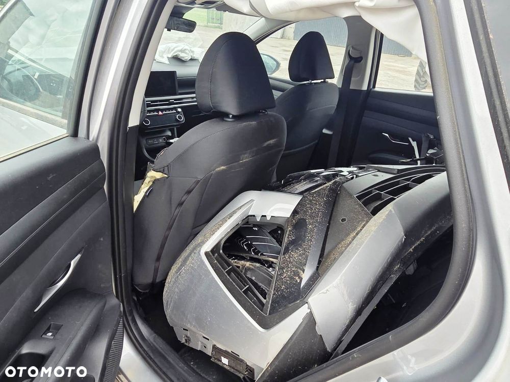 Hyundai Tucson 1.6 T-GDi HEV Executive 2WD - 10