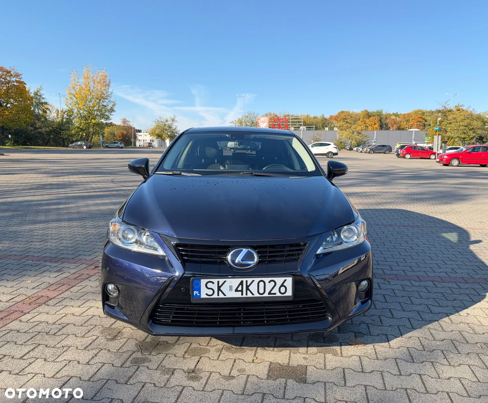 Lexus Ct 200H 2016 photo 2