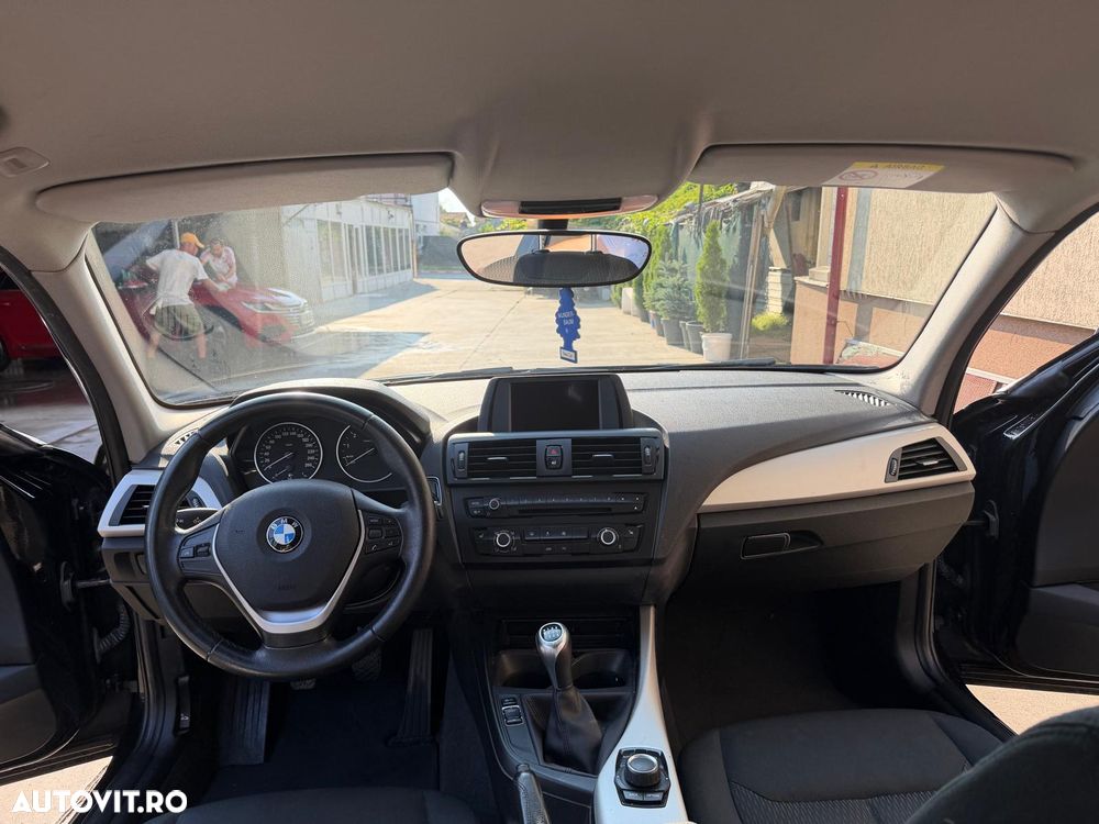 BMW Seria 1 114i Urban Line - 8