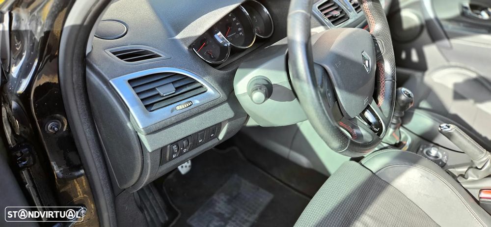 Renault Mégane Sport Tourer 1.5 dCi GT Line - 8
