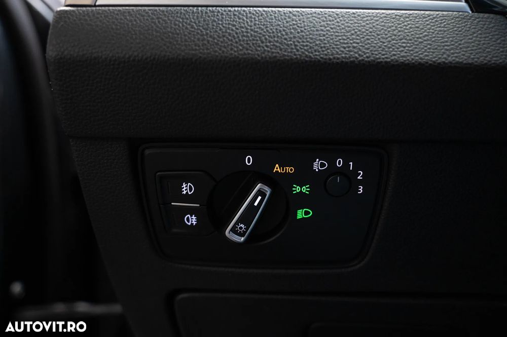 Volkswagen Passat 2.0 TDI SCR Comfortline - 28